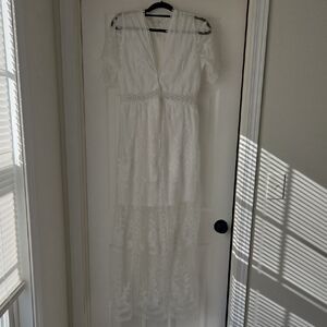 Elegant White Lace Dress